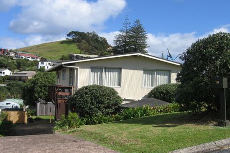 Photo of property in 18 Du Fresne Place, Russell, 0202