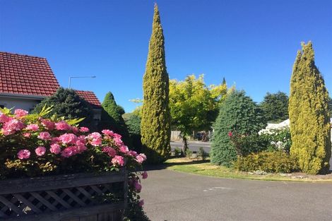 Photo of property in 3 Curletts Road, Sockburn, Christchurch, 8042