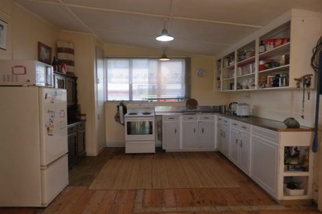 Photo of property in 205 Hauraki Road, Coromandel, 3506