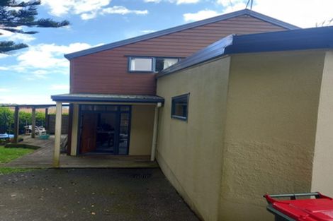 Photo of property in 113a Carlisle Road, Torbay, Auckland, 0632