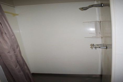 Photo of property in 68 Lyons Avenue, Murrays Bay, Auckland, 0630