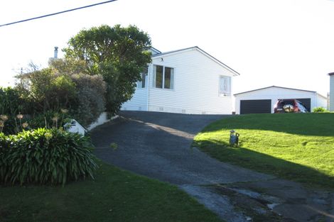 Photo of property in 79 Black Rock Road, Newlands, Wellington, 6037