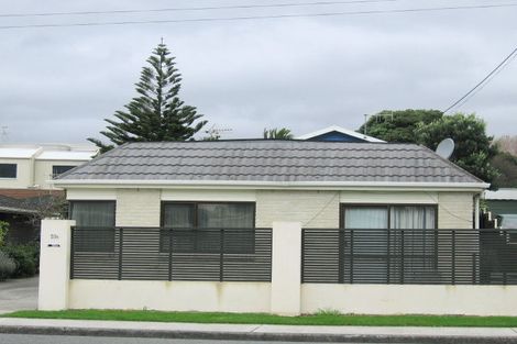 Photo of property in 59a Seaview Road, Paraparaumu Beach, Paraparaumu, 5032