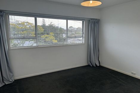 Photo of property in 2/84 Peach Road, Glenfield, Auckland, 0629