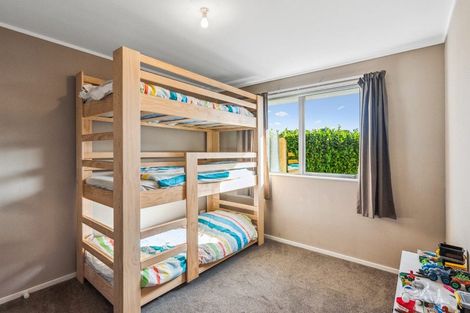 Photo of property in 7 Eruini Street, Waikanae Beach, Waikanae, 5036