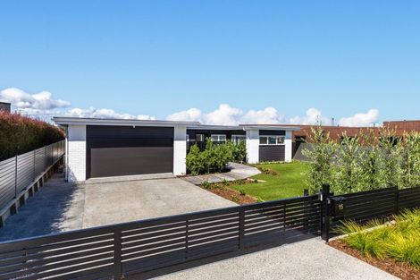 Photo of property in 15 Victory Drive, Wharewaka, Taupo, 3330