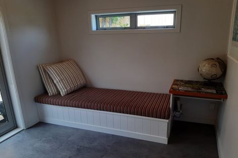 Photo of property in 10 Alexander Road, Raumati Beach, Paraparaumu, 5032