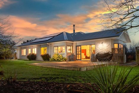 Photo of property in 15 Campbell Drive, Martinborough, 5711