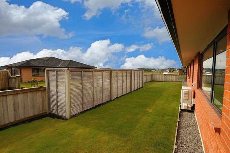 Photo of property in 60 Mary Ellen Street, Pegasus, 7612