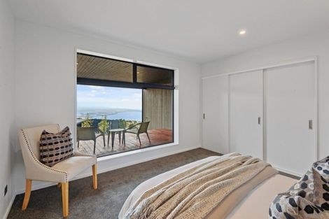 Photo of property in 2 Bluewater View, Mount Pleasant, Christchurch, 8081