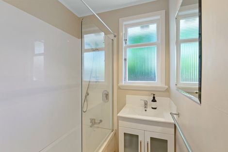 Photo of property in 32 Atmore Avenue, Otaki, 5512