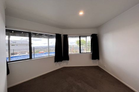 Photo of property in 93 Anzac Road, Pukekohe, 2120