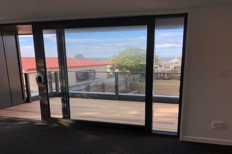 Photo of property in 15/20 Trent Street, Island Bay, Wellington, 6023