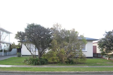 Photo of property in 30 Hillary Crescent, Maraenui, Napier, 4110