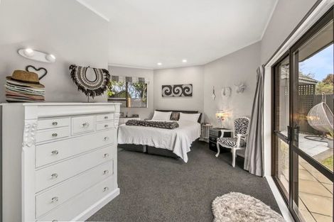 Photo of property in 21 Hurunui Street, Waikanae, 5036