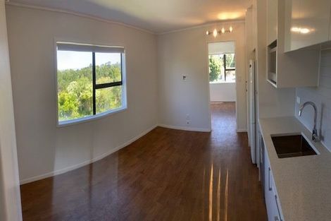 Photo of property in 8 Coroglen Avenue, Birkenhead, Auckland, 0626