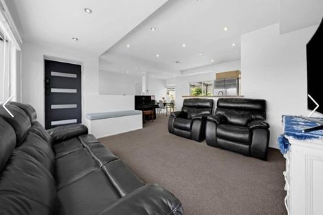 Photo of property in 44 Bond Crescent, Forrest Hill, Auckland, 0620