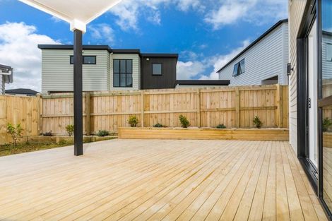 Photo of property in 62 Craigs Way, Hobsonville, Auckland, 0616