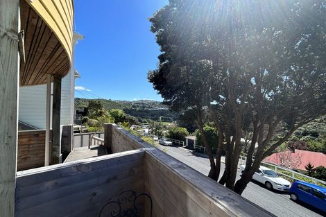 Photo of property in 21 Jackson Street, Island Bay, Wellington, 6023