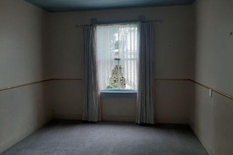 Photo of property in 97 Young Street, New Plymouth, 4310