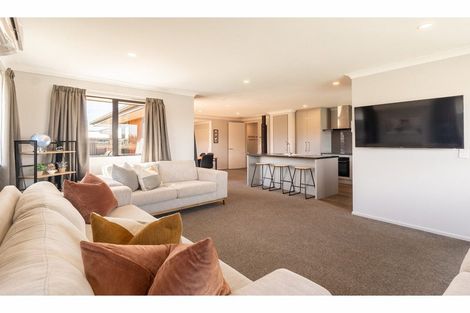 Photo of property in 27 Lakeland Avenue, Twizel, 7901