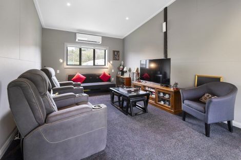 Photo of property in 193 Rowes Road, Hunterville, 4785