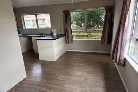 Photo of property in 121 Apollo Parade, Milson, Palmerston North, 4414