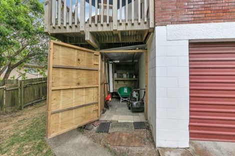 Photo of property in 1/5 Stott Avenue, Birkdale, Auckland, 0626