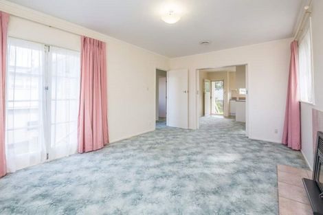 Photo of property in 27 Marsh Avenue, Forrest Hill, Auckland, 0620