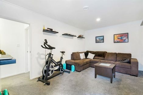 Photo of property in 22 Tercel Place, Sunnyhills, Auckland, 2010