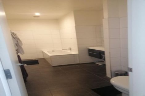 Photo of property in 4/25 Home Street, Mount Victoria, Wellington, 6011