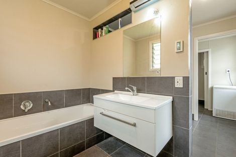 Photo of property in 99 Rowes Road, Hunterville, 4785