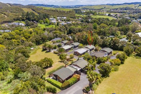 Photo of property in Cedar Court, 5/1 Ash Grove Circle, Haruru, 0204