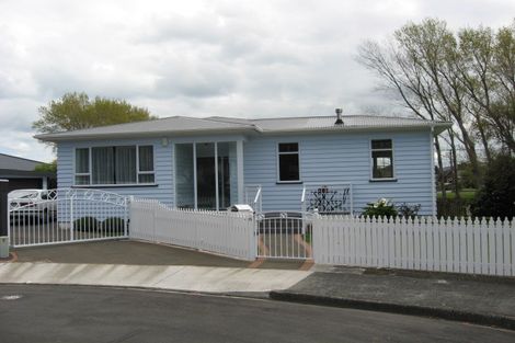 Photo of property in 75 Cleary Street, Waterloo, Lower Hutt, 5011