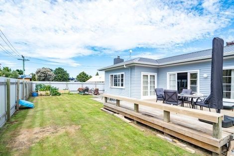 Photo of property in 1 Cochrane Street, Elgin, Gisborne, 4010