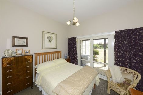 Photo of property in 16 Oak Tree Lane, Rolleston, 7614