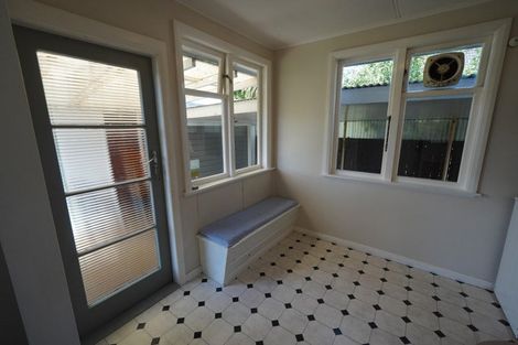 Photo of property in 3 Leicester Street, Terrace End, Palmerston North, 4410