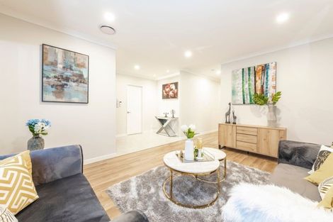 Photo of property in 30 Ballindrait Drive, Flat Bush, Auckland, 2019