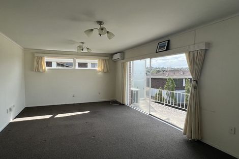 Photo of property in 1/35 Rangitoto Terrace, Milford, Auckland, 0620