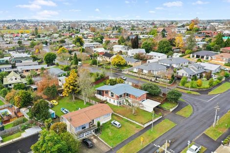 Photo of property in 1 Ross View Terrace, Dinsdale, Hamilton, 3204