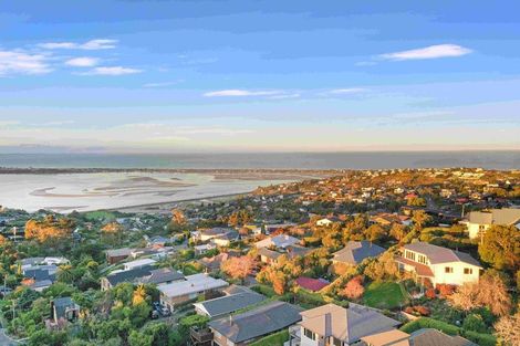 Photo of property in 132 Major Hornbrook Road, Mount Pleasant, Christchurch, 8081