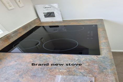 Photo of property in 2/54 Redwing Street, Browns Bay, Auckland, 0630