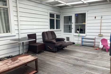 Photo of property in 11 Miro Street, New Lynn, Auckland, 0600