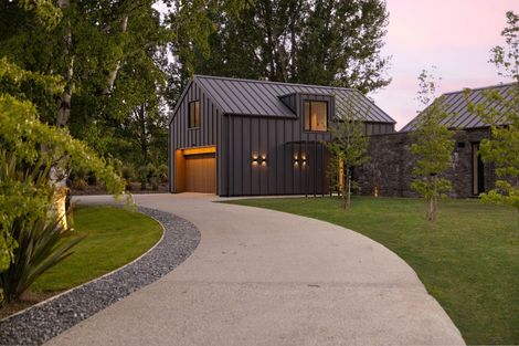 Photo of property in 33 Central Park Avenue, Lake Hayes, Queenstown, 9371