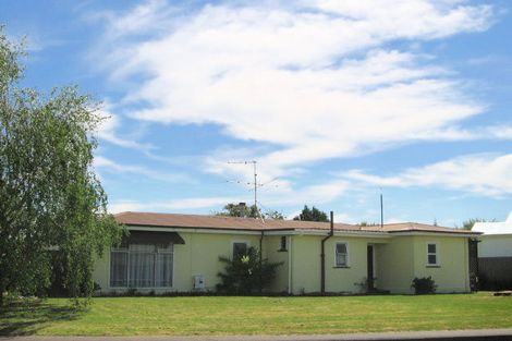 Photo of property in 1 Aerodrome Road, Elgin, Gisborne, 4010