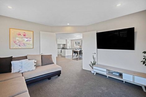 Photo of property in 6 Piper Street, Halswell, Christchurch, 8025