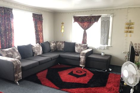 Photo of property in 2/42 Halsey Road, Manurewa, Auckland, 2102