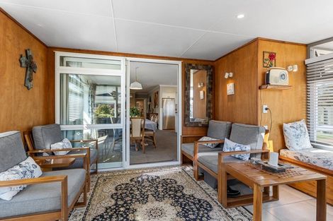 Photo of property in 11 School Road, Riverlands, Blenheim, 7274