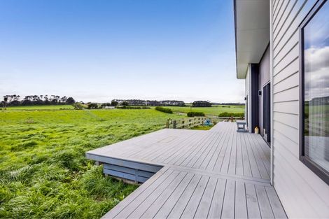 Photo of property in 203 Kakaramea Road, Kakaramea, Patea, 4598