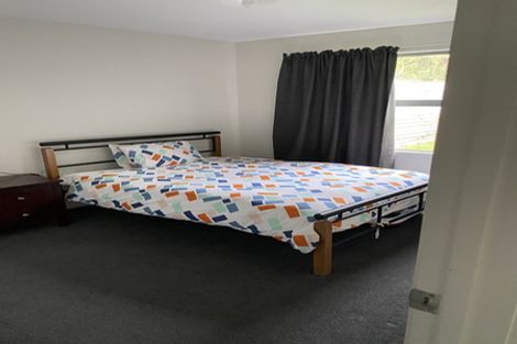 Photo of property in 4 Alberta Road, Glen Avon, New Plymouth, 4312